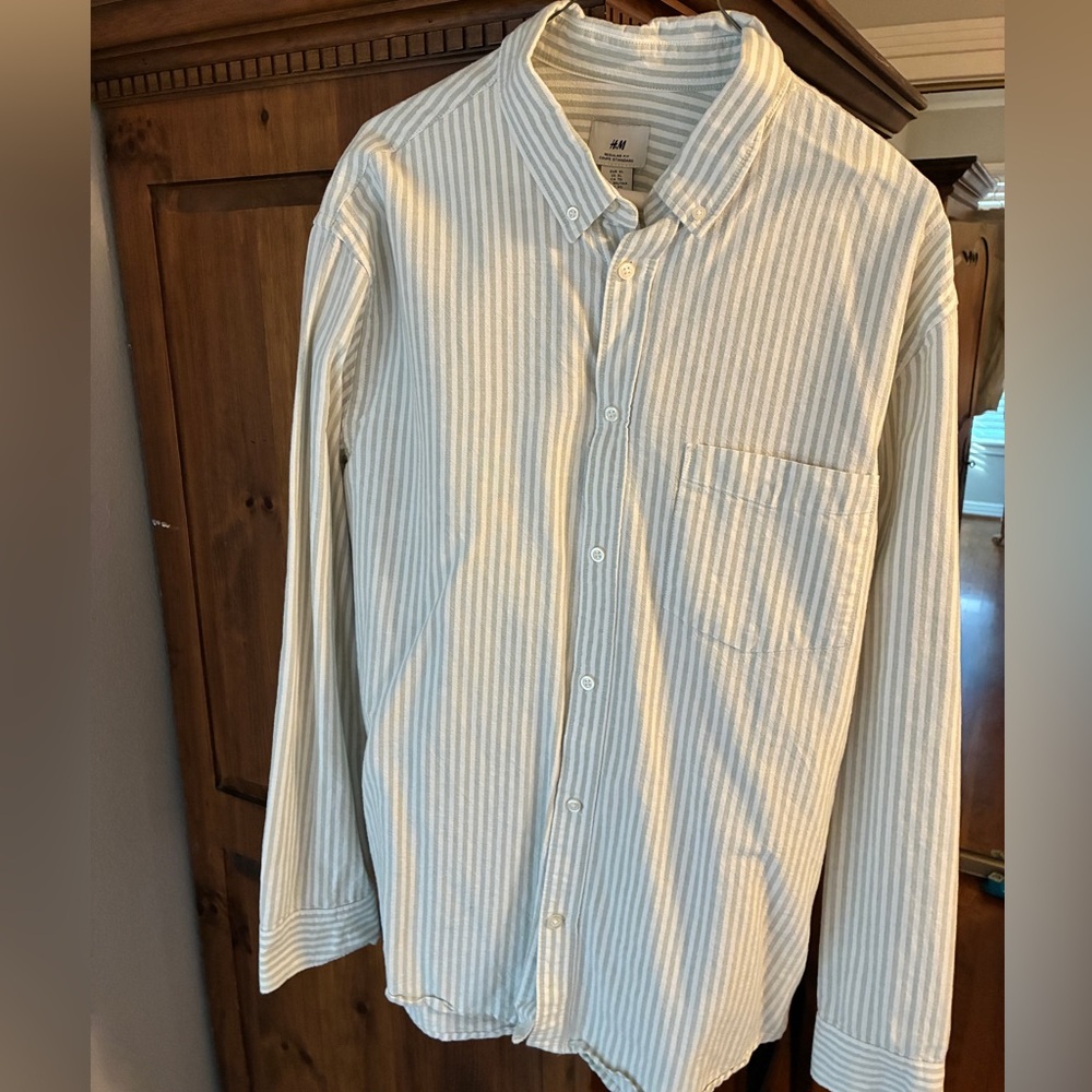 H&M Men's Casual Striped Button Down Shirt - White and Green